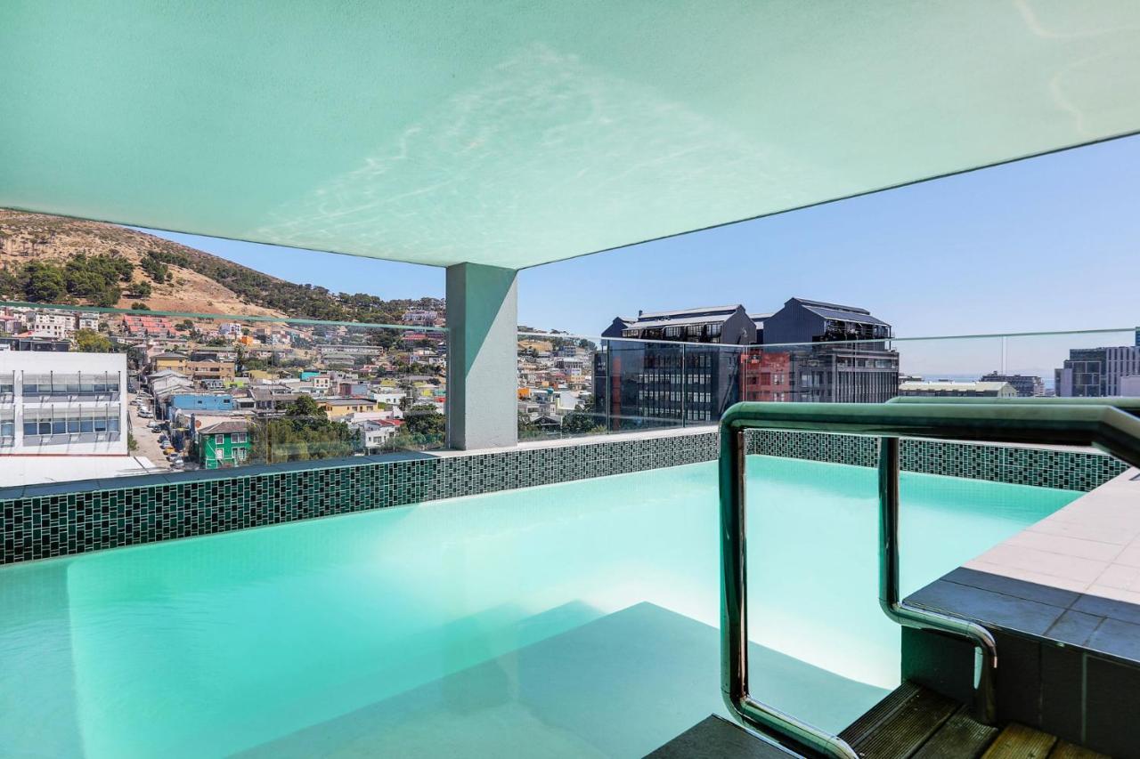 Backup-Powered Colourfull City Balcony Apartment Cidade Do Cabo Exterior foto