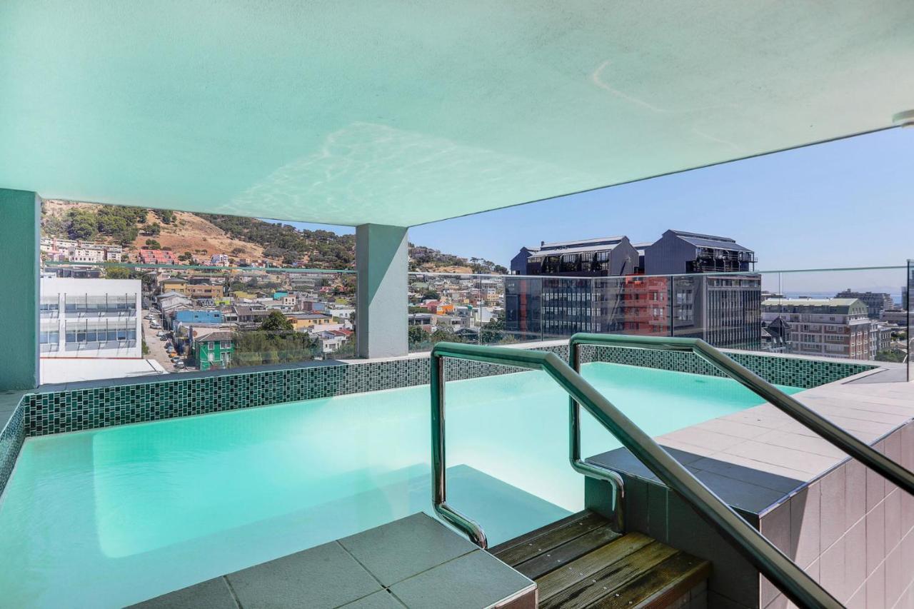 Backup-Powered Colourfull City Balcony Apartment Cidade Do Cabo Exterior foto